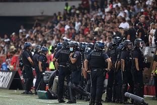 亨特或被裁，辽宁新外援或敲定，33岁，大前锋，美国人，曾打NBA