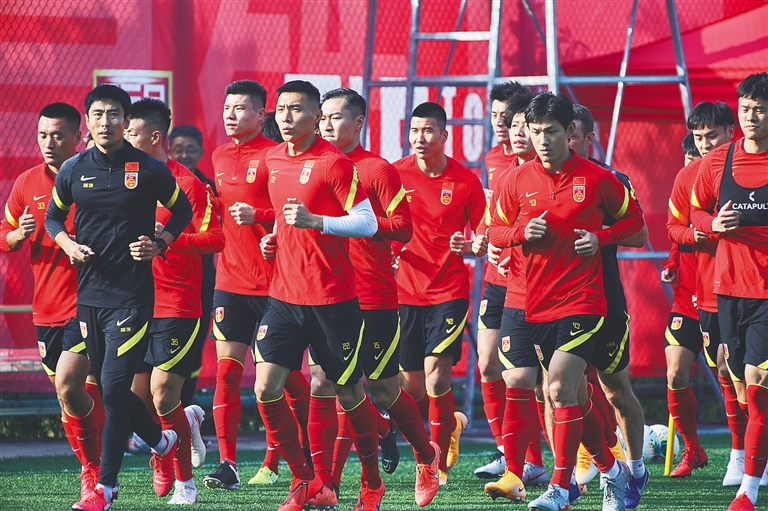 特雷杨加盟奇才引发交易连锁反应，勇士库明加转会计划受阻