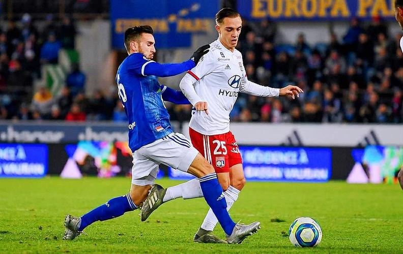 41岁带伤老詹赛季首打背靠背砍31+9+10！詹姆斯如此拼命是否进入退役倒计时？