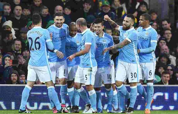 [德甲]弗赖堡获得角球 金特尔头球攻门得手