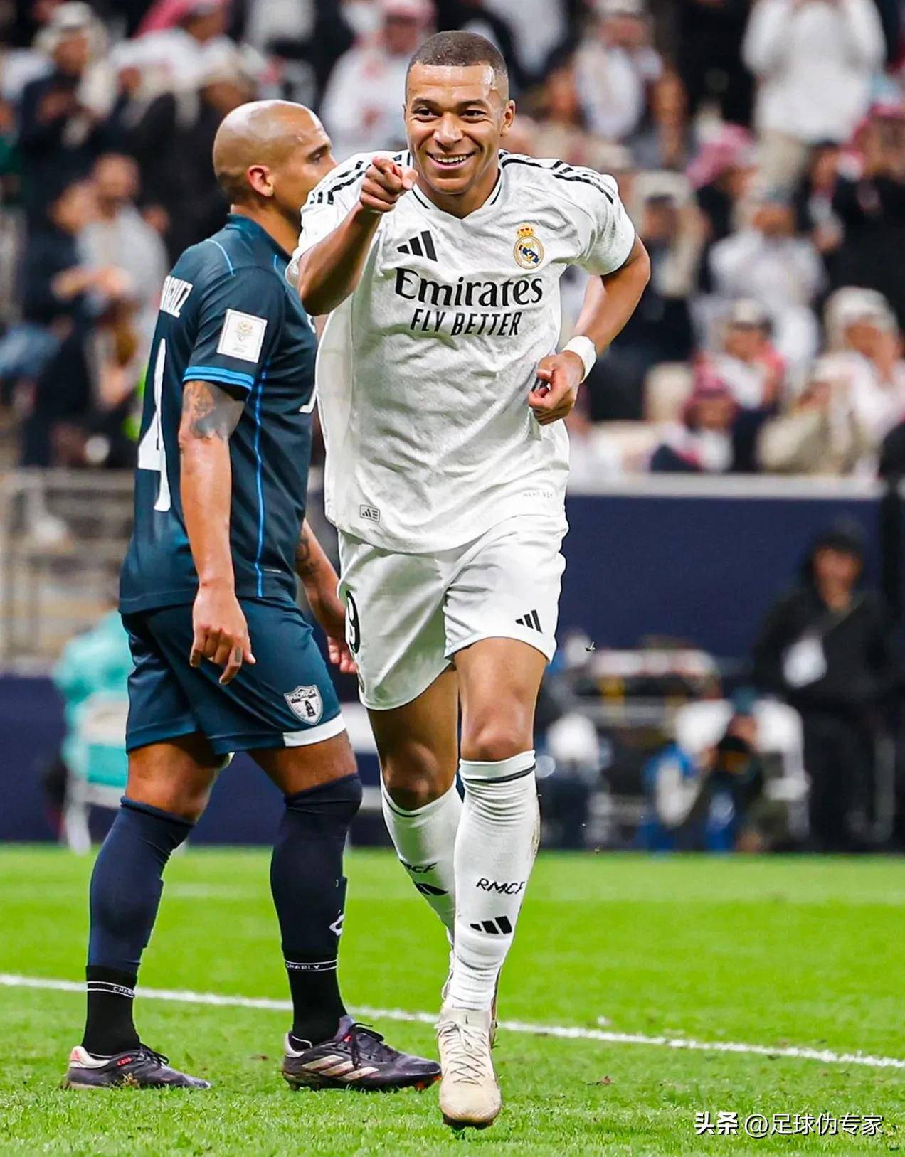 快船祖巴茨没有了去年的心气了，去年打的其实非常好，联盟前五大C有点牵强的话，前七绝对够了