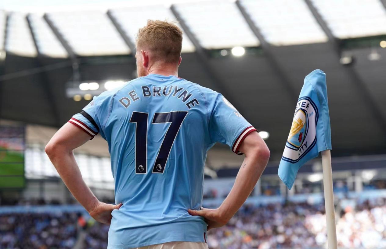 无缝衔接！哈兰德也做不到，曼城新援，成为15年来的第一人